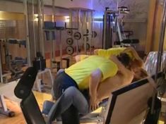 Голая грудь Натальи Лесниковской в сериале «Жизнь продолжается» фото #3