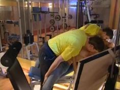 Голая грудь Натальи Лесниковской в сериале «Жизнь продолжается» фото #5