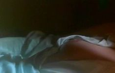 Полностью голая Неле Савиченко в фильме «На исходе ночи» фото #6