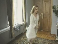 Ольга Будина показала голую грудь в фильме «Чек» фото #6