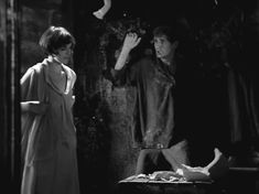 Ольга Гобзева оголила грудь и попу в фильме «Ехали в трамвае Ильф и Петров» фото #1