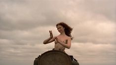 Абсолютно голая Ольга Дегтярева в фильме «Железная дорога» фото #5