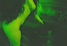 Полностью голая Ольга Дроздова в фильме «На бойком месте» фото #4