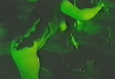 Полностью голая Ольга Дроздова в фильме «На бойком месте» фото #5