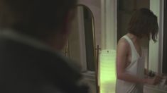 Ольга Дыховичная оголила грудь в фильме «Велкам хом» фото #7