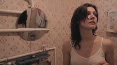 Голая грудь Ольги Дыховичной в фильме «Портрет в сумерках» фото #19