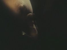 Голая грудь Ольги Кабо в фильме «Крестоносец» фото #4