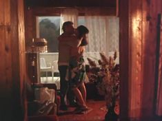 Ольга Кабо оголила сиськи в фильме «Любовь немолодого человека» фото #3