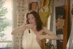 Голые сиськи Ольги Понизовой в фильме «Все будет хорошо» фото #6