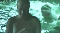 Голые сиськи Ольги Сидоровой в фильме «Королева бензоколонки 2» фото #5