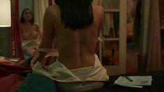 Голая груль Паулины Гайтан в сериале «Страж Дьявола» фото #3