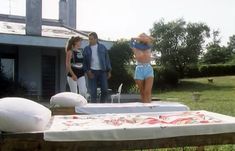 Полностью голая Петра Шарбах в фильме «Провокация» фото #1