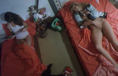 Полностью голая Петра Шарбах в фильме «Провокация» фото #4