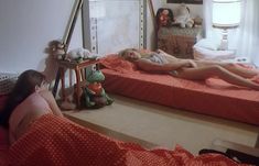 Полностью голая Петра Шарбах в фильме «Провокация» фото #22