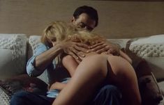 Полностью голая Петра Шарбах в фильме «Провокация» фото #47