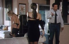 Полностью голая Петра Шарбах в фильме «Провокация» фото #48