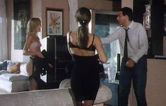 Полностью голая Петра Шарбах в фильме «Провокация» фото #49