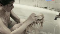 Голые сиськи Полины Агуреевой в сериале «Жизнь и судьба» фото #2