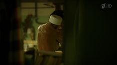 Равшана Куркова оголила грудь в сериале «А у нас во дворе» фото #3