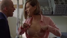 Голая грудь Ребекки Амзаллаг в сериале «Слэшер» фото #13