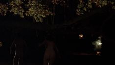 Голая попа Ребекки Лоуренс в фильме «Романтики» фото #6