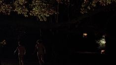 Голая попа Ребекки Лоуренс в фильме «Романтики» фото #8