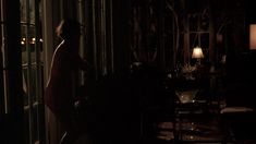 Голая попа Ребекки Лоуренс в фильме «Романтики» фото #9