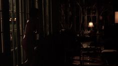 Голая попа Ребекки Лоуренс в фильме «Романтики» фото #11