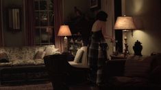 Голая попа Ребекки Лоуренс в фильме «Романтики» фото #15