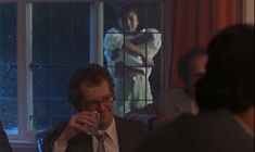 Голые сиськи Риты Вульф в фильме «Моя прекрасная прачечная» фото #2