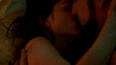 Голая грудь Робин Танни в фильме «Зеркало» фото #6