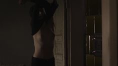 Голые сиськи Сары Серайокко в сериале «По ту сторону» фото #3