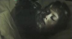 Голая грудь Светланы Рябовой в фильме «Двое на острове слез» фото #4