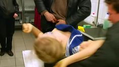 Светлана Устинова показала голые сиськи в сериале «Золотой капкан» фото #2