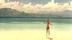 Сексуальная Софи Марсо оголила грудь и попу в фильме «Сошествие в ад» фото #1