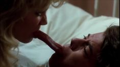 Голые сиськи Стэйси Элден в фильме «Кошмар на улице Вязов 3: Воины сна» фото #10