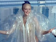 Татьяна Гаккель засветила грудь в фильме «Как стать звездой» фото #2