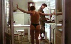 Татьяна Кривицкая показала голые сиськи в фильме «Приятель покойника» фото #8