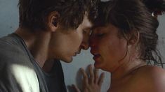 Голая грудь Тианы Лазович в фильме «Зенит» фото #8