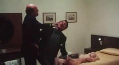 Полностью голая Чиччолина в фильме «Простушка» фото #20