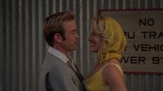 Голая грудь Эли Лартер в фильме «Сумасшедший» фото #5