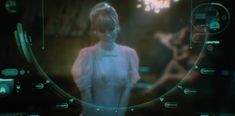 Голая грудь Элисон Бэт в сериале «Видоизменённый углерод» фото #2