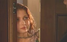 Красотка Эльвира Болгова снялась голой в сериале «Время – деньги» фото #1