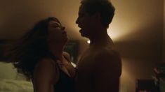 Голая попка Эми Пьетц в фильме «Ты — воплощение порока» фото #4