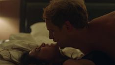 Голая попка Эми Пьетц в фильме «Ты — воплощение порока» фото #8