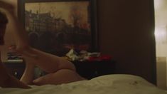 Голая попка Эми Пьетц в фильме «Ты — воплощение порока» фото #14