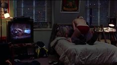 Красивая голая грудь Эми Смарт в фильме «Дорожное приключение» фото #4