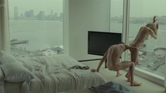 Абсолютно голая Эми Харгривз в фильме «Стыд» фото #8