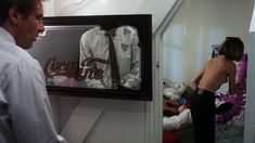 Эмманюэль Сенье показала голую грудь в фильме «Неукротимый» фото #4