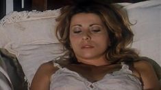 Полностью голая Эрика Савастани в фильме «Искушение» фото #49